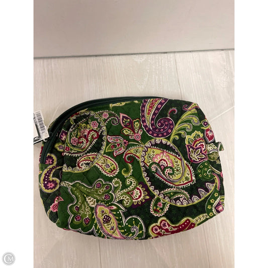 Makeup Bag By Vera Bradley, Size: Medium