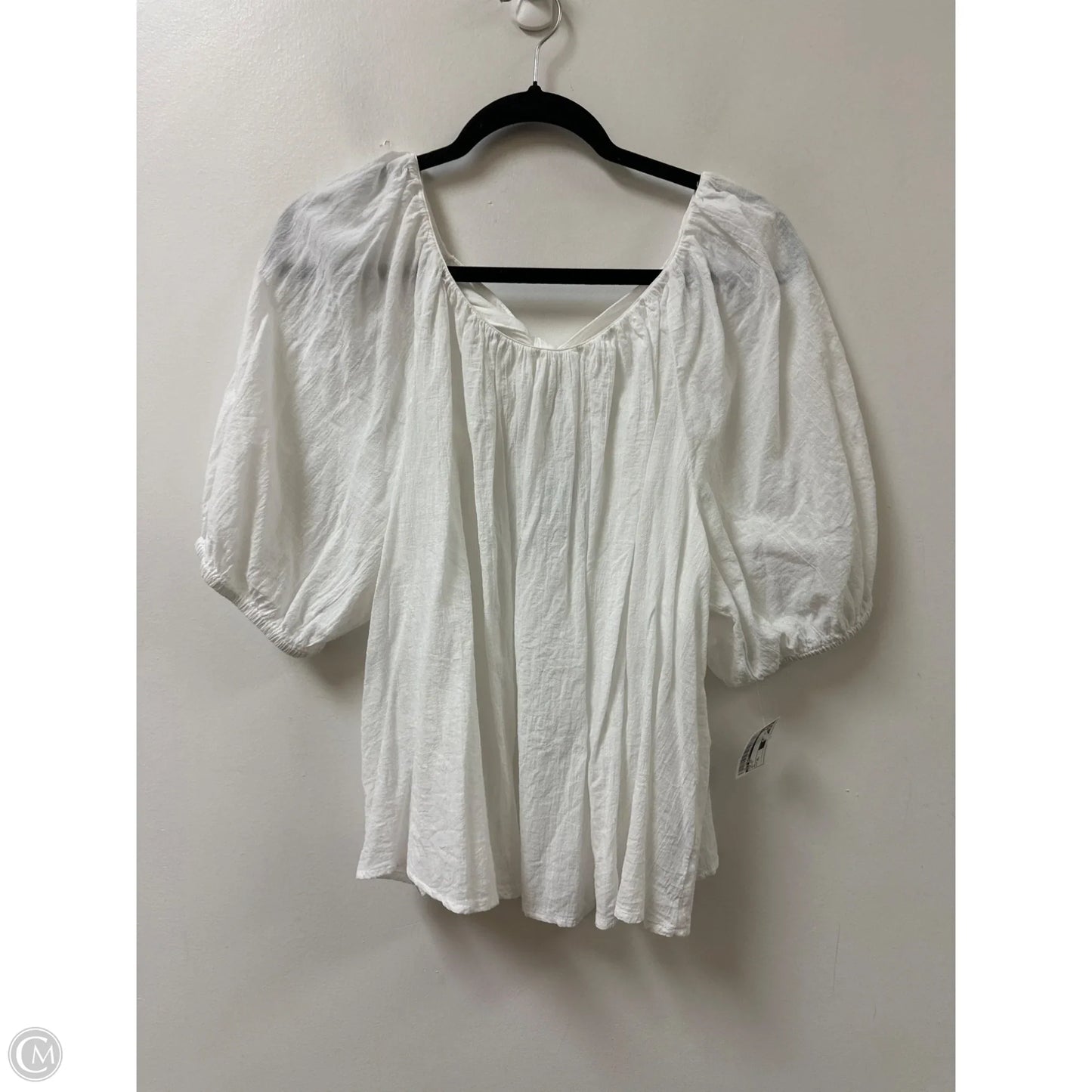 Top Short Sleeve By Old Navy In White, Size: Xl
