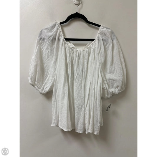 Top Short Sleeve By Old Navy In White, Size: Xl