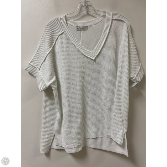 Top Short Sleeve By Zenana Outfitters In White, Size: M