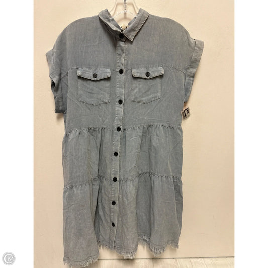 Dress Casual Short By Umgee In Blue Denim, Size: L