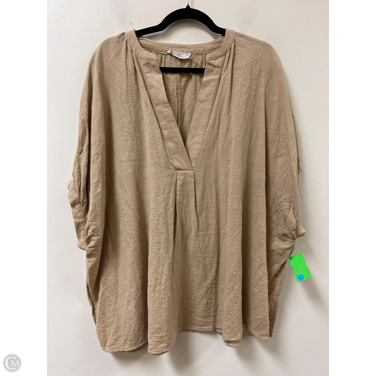 Top Short Sleeve By Talulah In Tan, Size: M