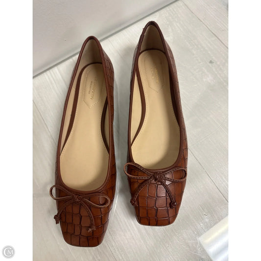Shoes Flats By Liz Claiborne In Brown, Size: 10