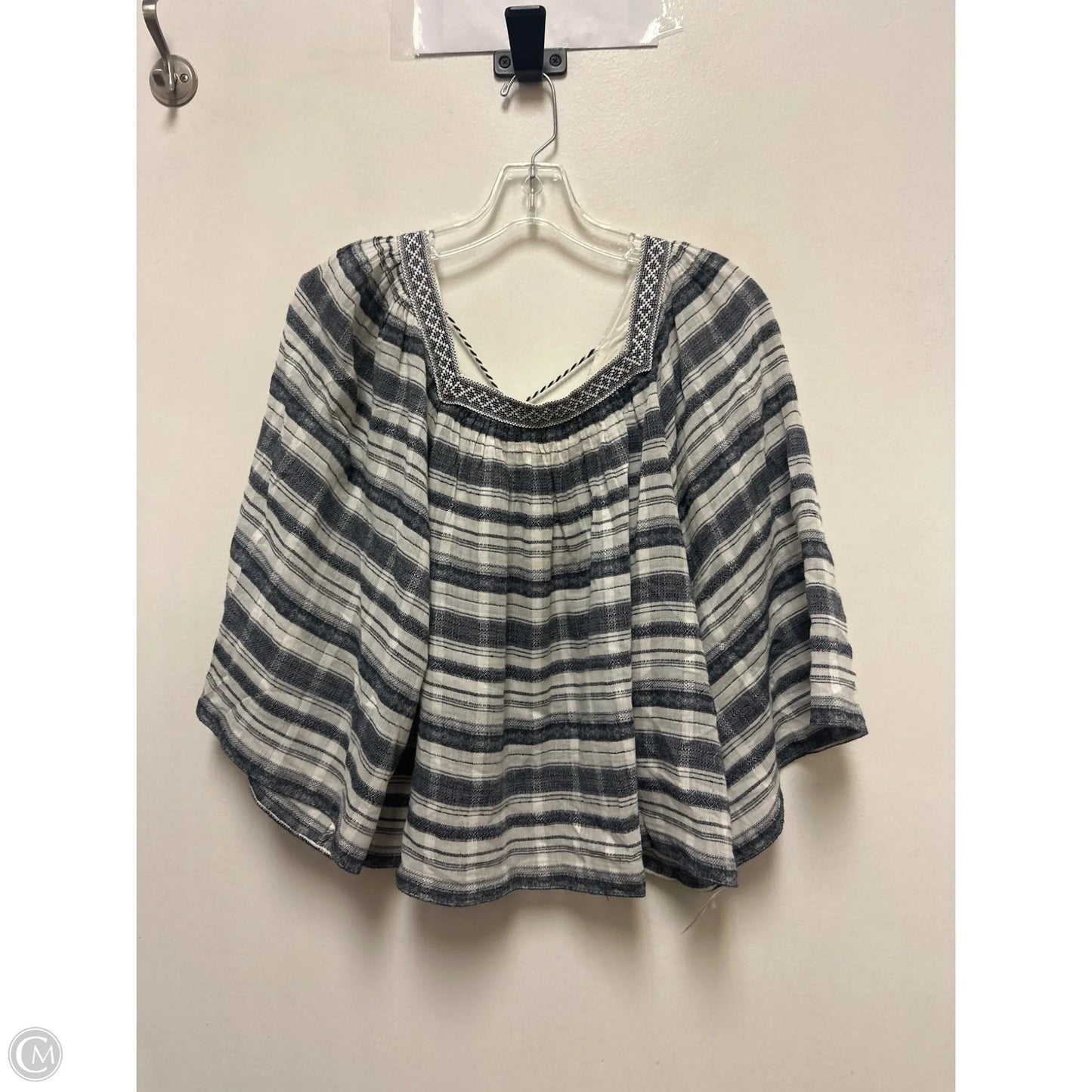 Top Long Sleeve By Chelsea And Violet In Blue, Size: M