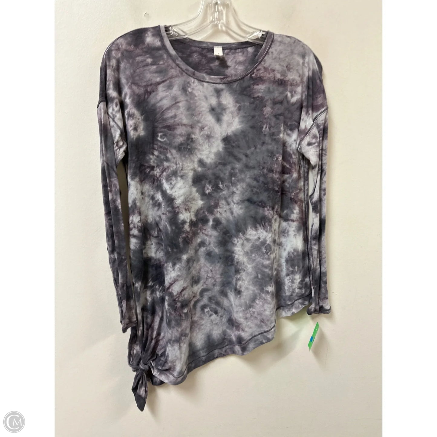 Athletic Top Long Sleeve Crewneck By Lululemon In Purple, Size: S