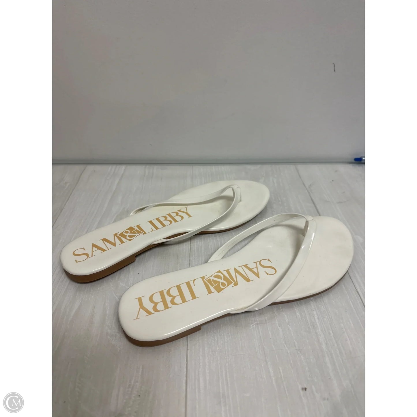 Sandals Flip Flops By Sam And Libby In White, Size: 10