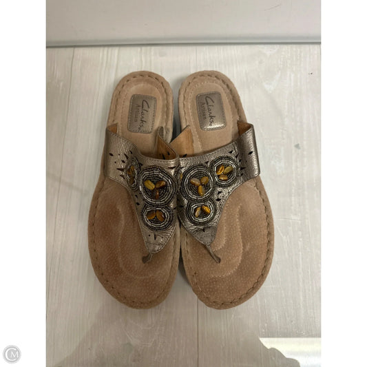 Sandals Flip Flops By Clarks In Gold, Size: 9