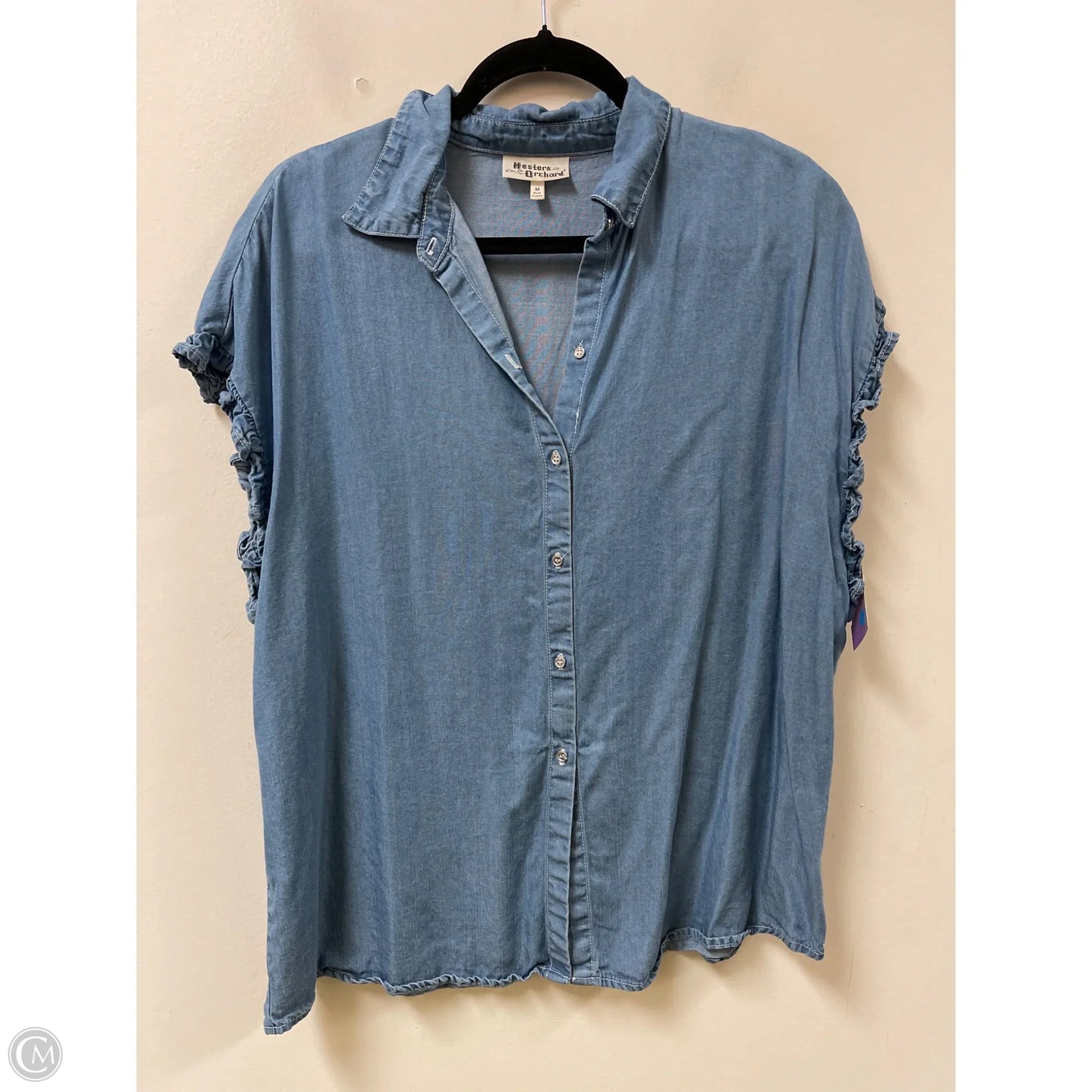 Blouse Short Sleeve By Clothes Mentor In Blue Denim, Size: M