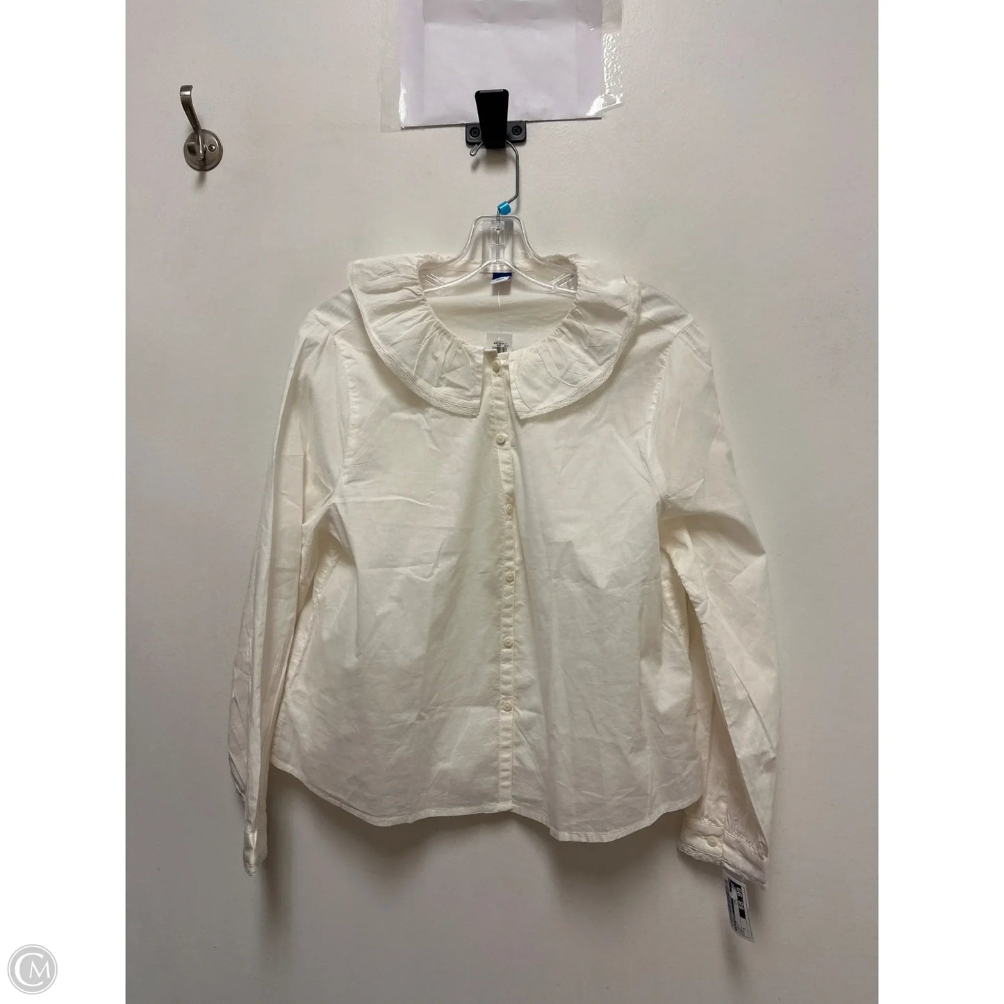 Top Long Sleeve By Old Navy In Cream, Size: S