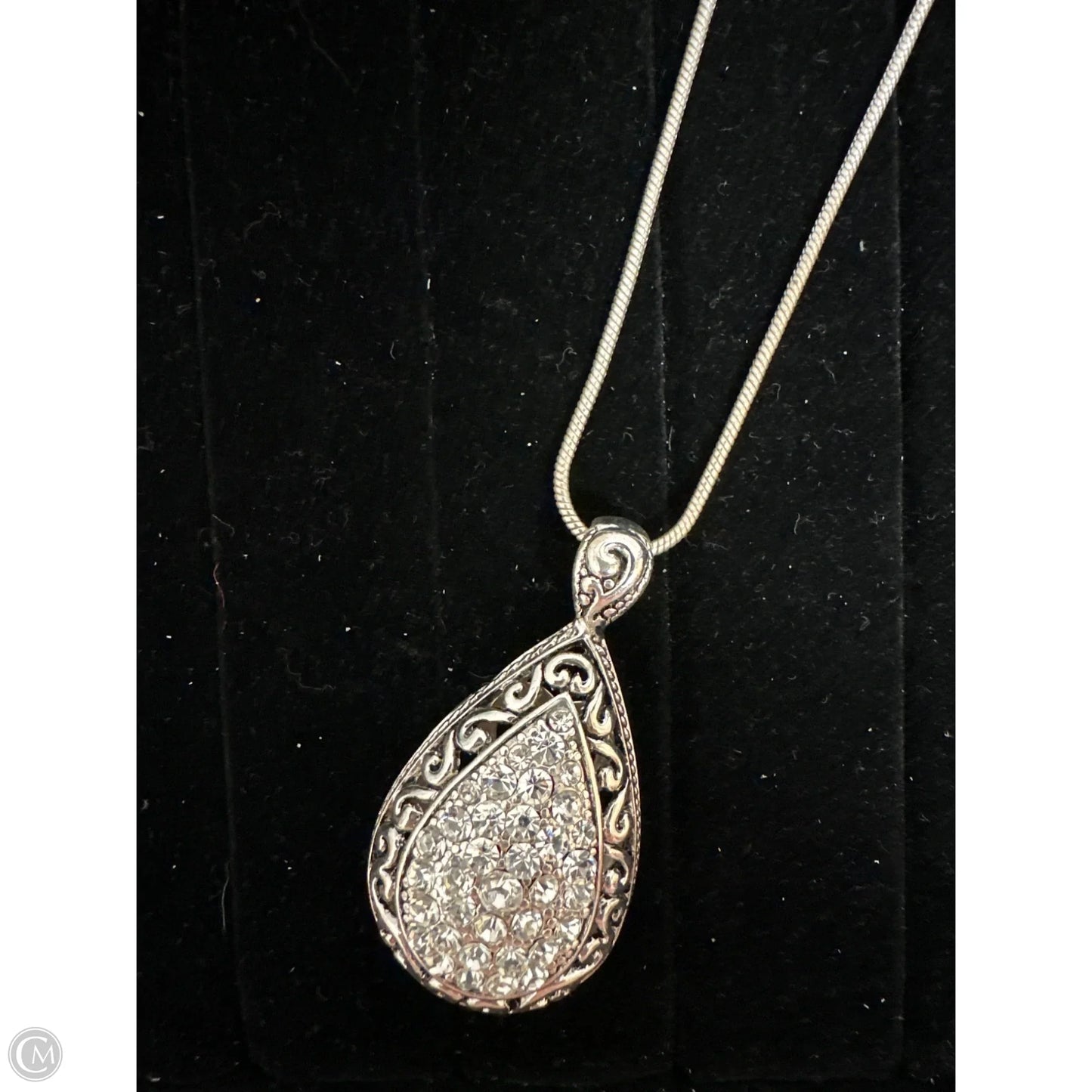Necklace Pendant By Clothes Mentor