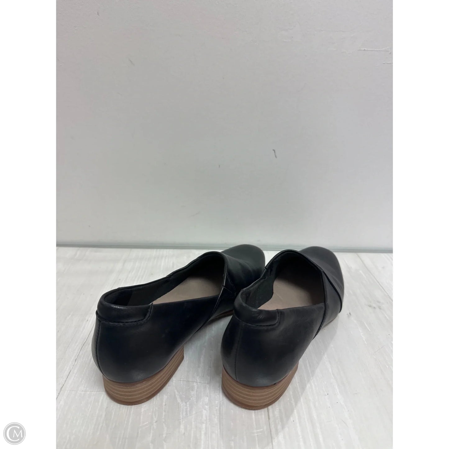 Shoes Flats By Clarks In Black, Size: 7