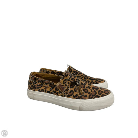 Shoes Flats By Blowfish In Animal Print, Size: 6