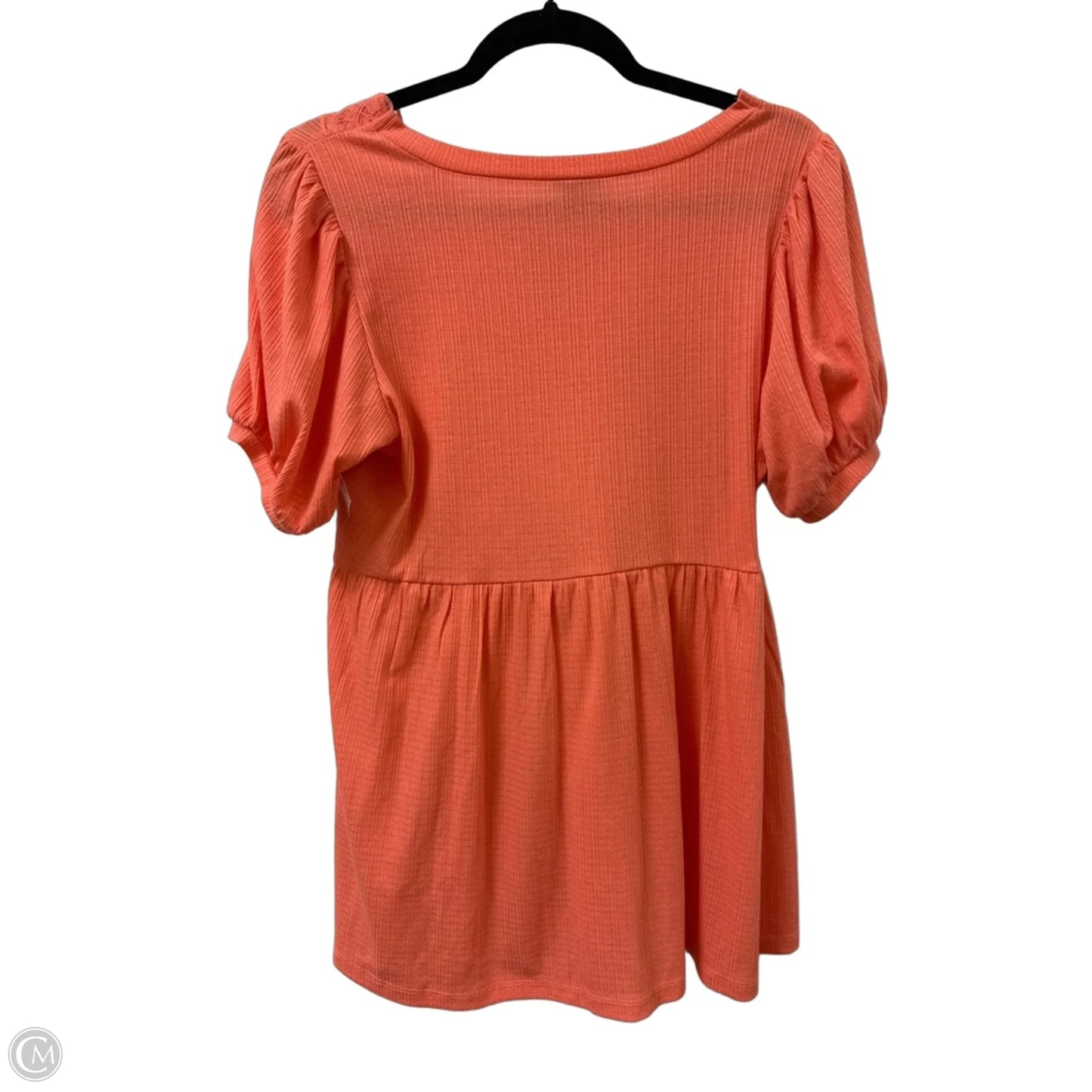 Top Short Sleeve By Torrid In Peach, Size: L