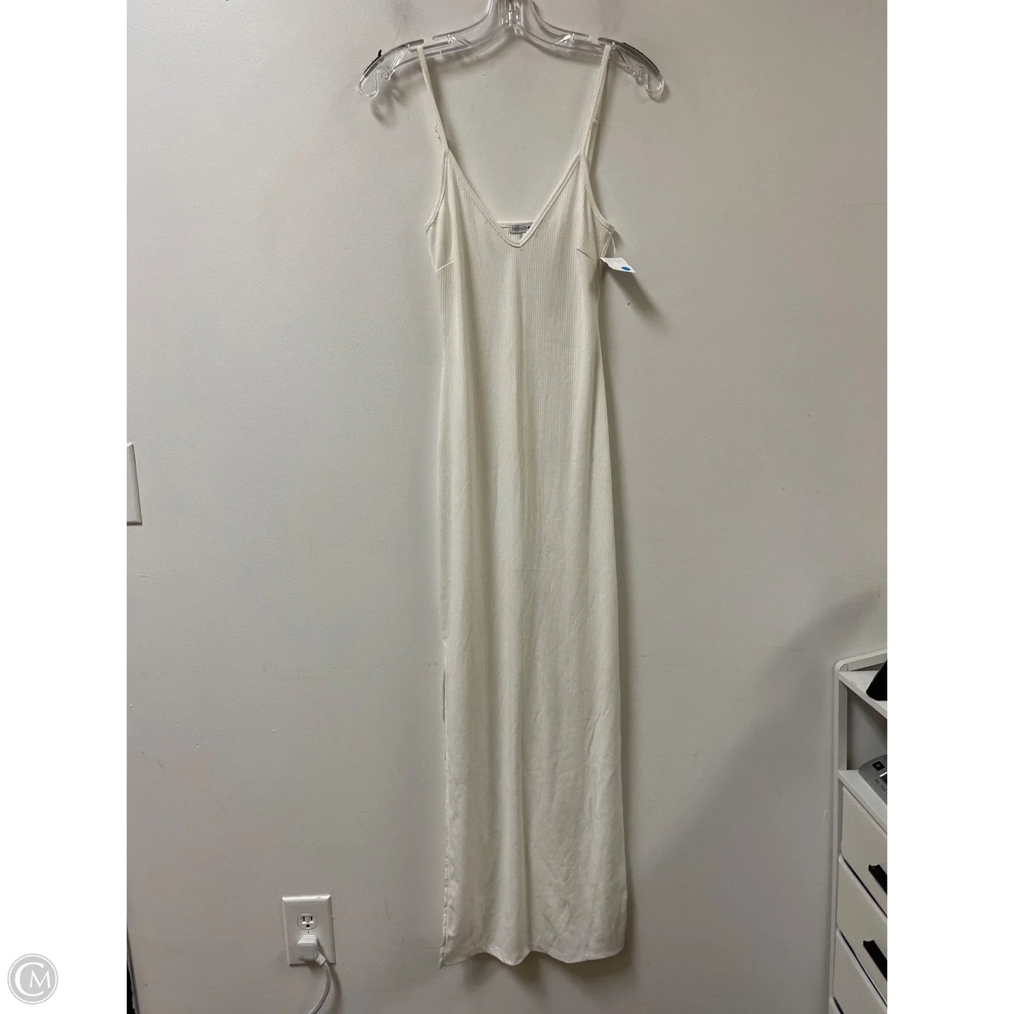 Dress Casual Maxi By Fashion Nova In White, Size: S