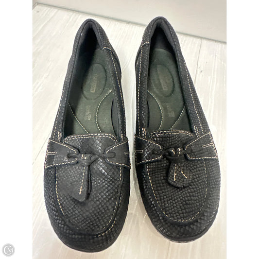 Shoes Flats By Clarks In Black, Size: 6