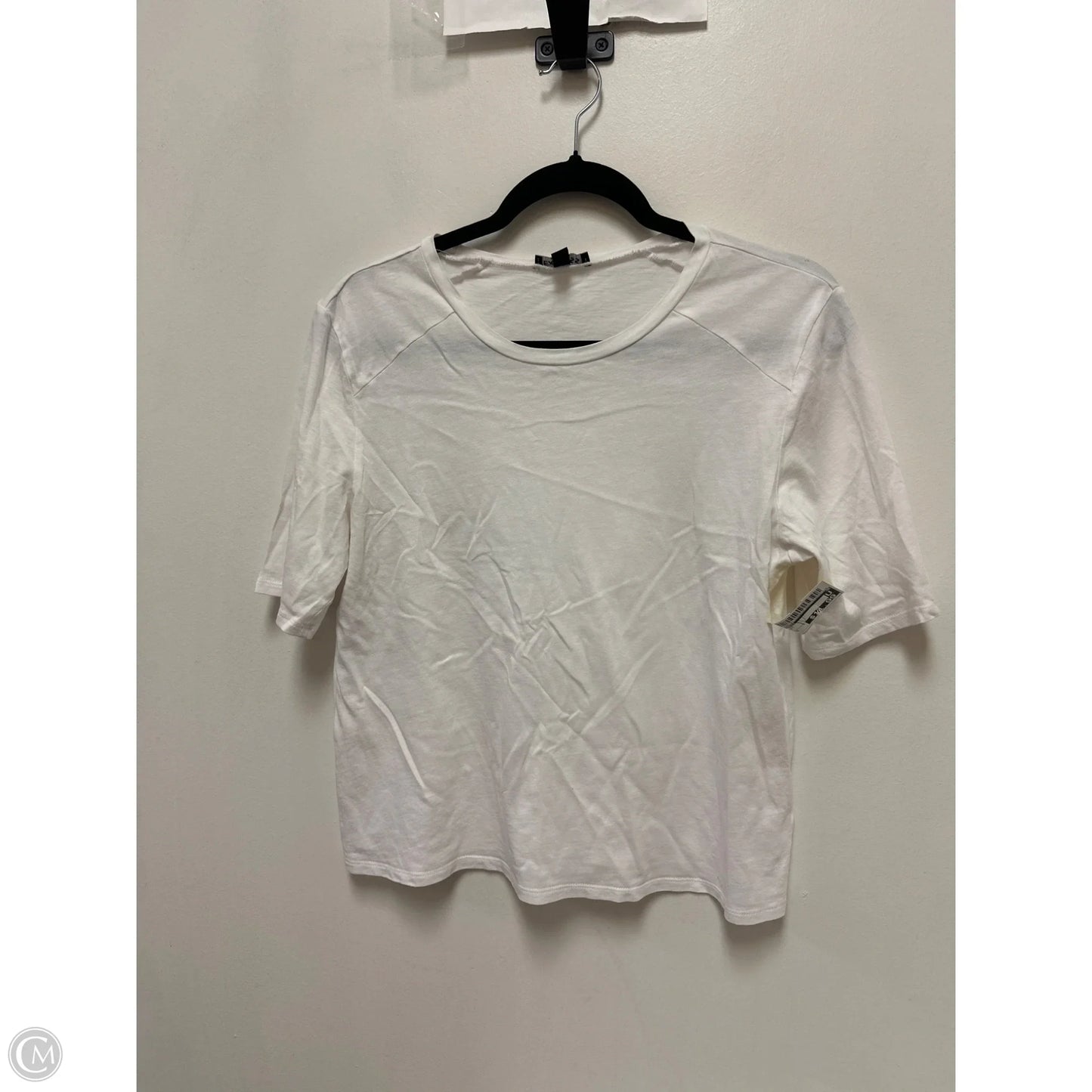 Top Short Sleeve By Express In Cream, Size: Xs