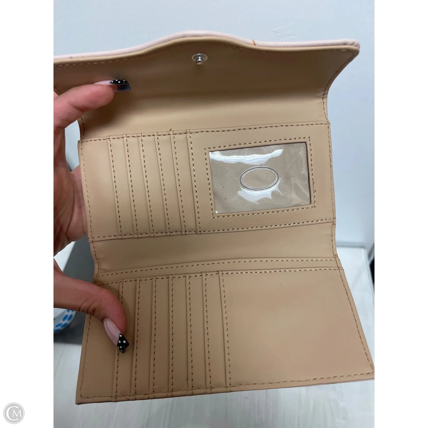 Wallet By Guess, Size: Medium