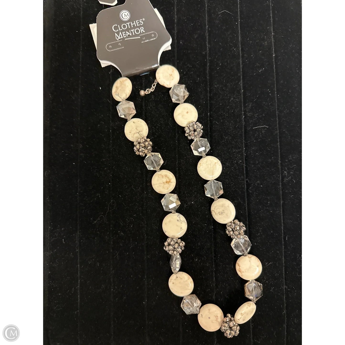 Necklace Choker & Collar By Clothes Mentor