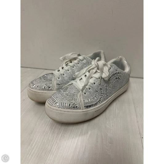 Shoes Sneakers By Very G In Silver, Size: 10