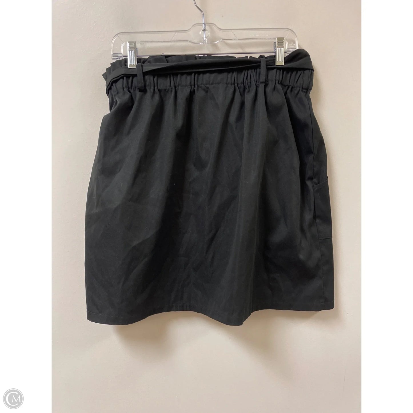 Skirt Midi By Clothes Mentor In Black, Size: 16