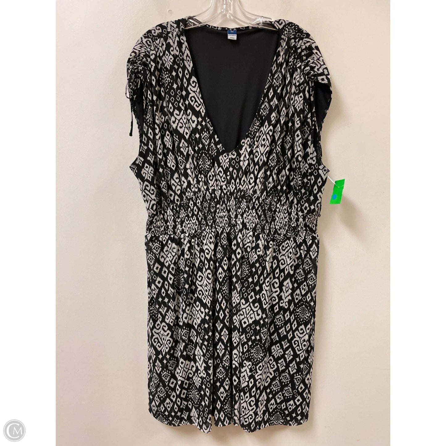 Dress Casual Midi By Old Navy In Black & White, Size: 1x