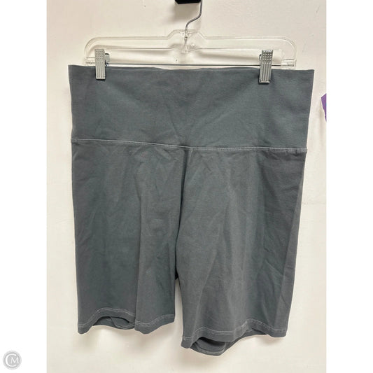Athletic Shorts By Glitz In Grey, Size: L