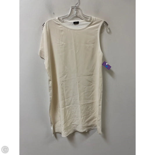 Dress Casual Short By Clothes Mentor In Cream, Size: S