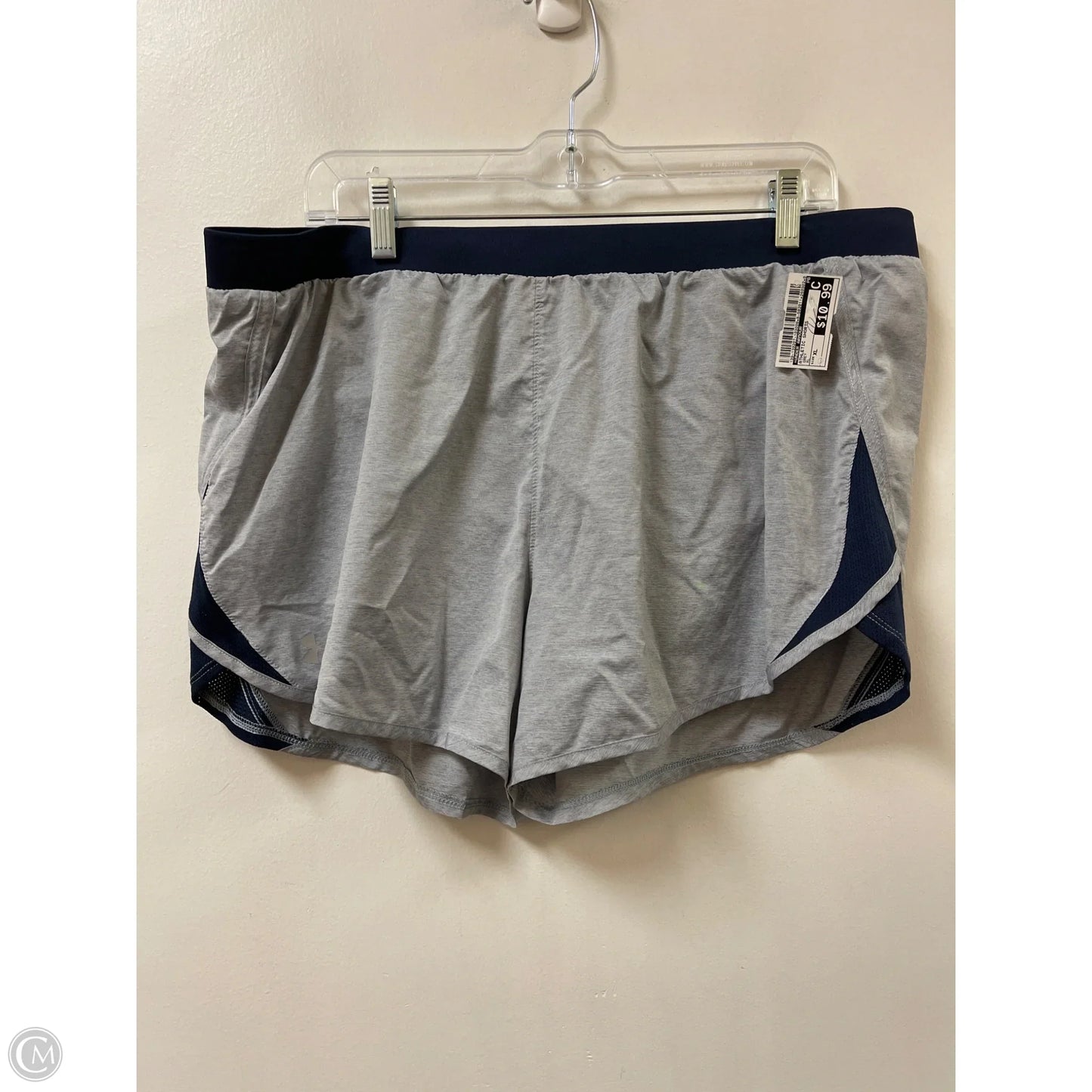 Athletic Shorts By Under Armour In Grey, Size: Xl