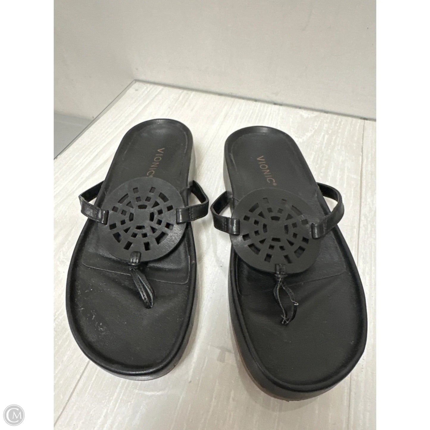 Sandals Flip Flops By Vionic In Black, Size: 7