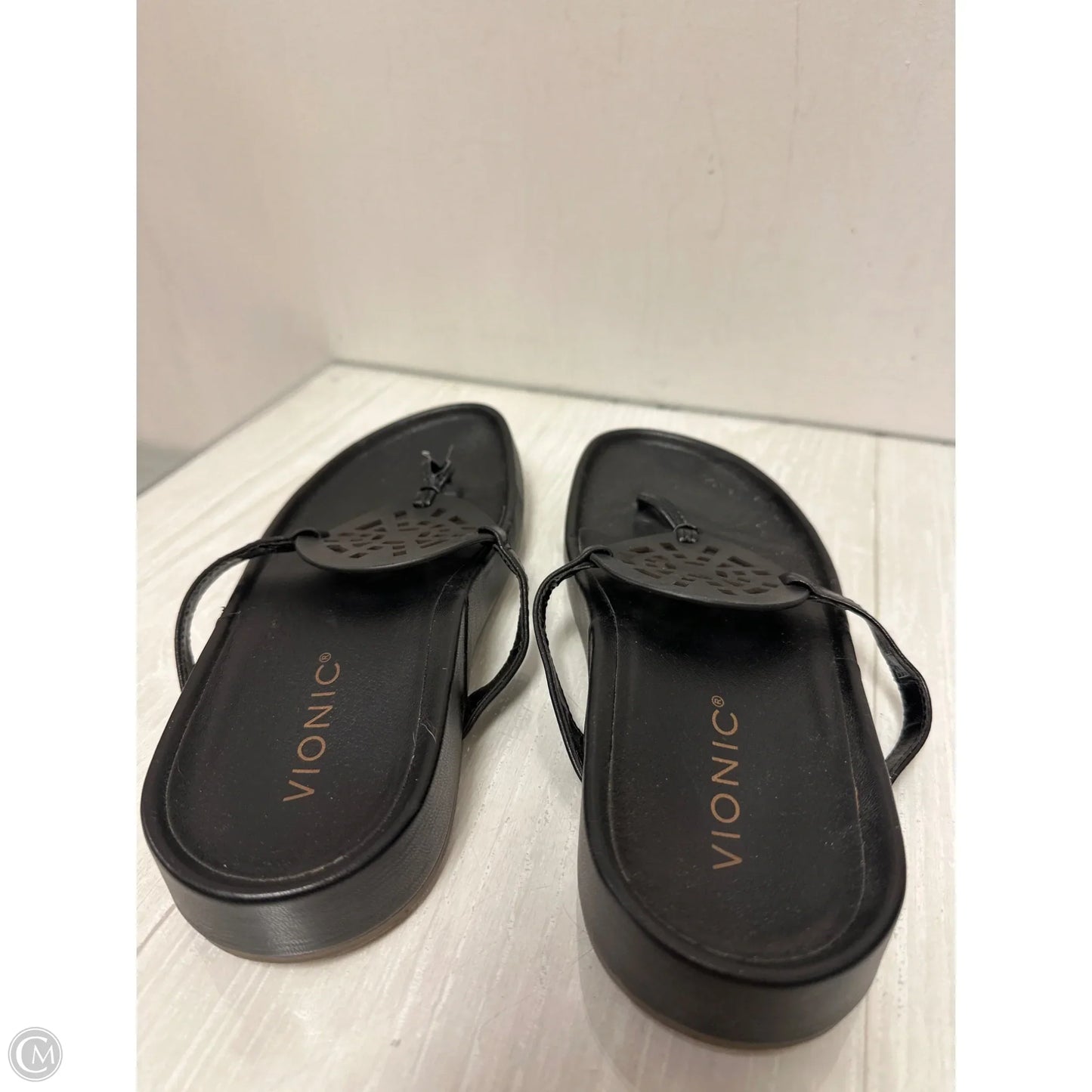 Sandals Flip Flops By Vionic In Black, Size: 7