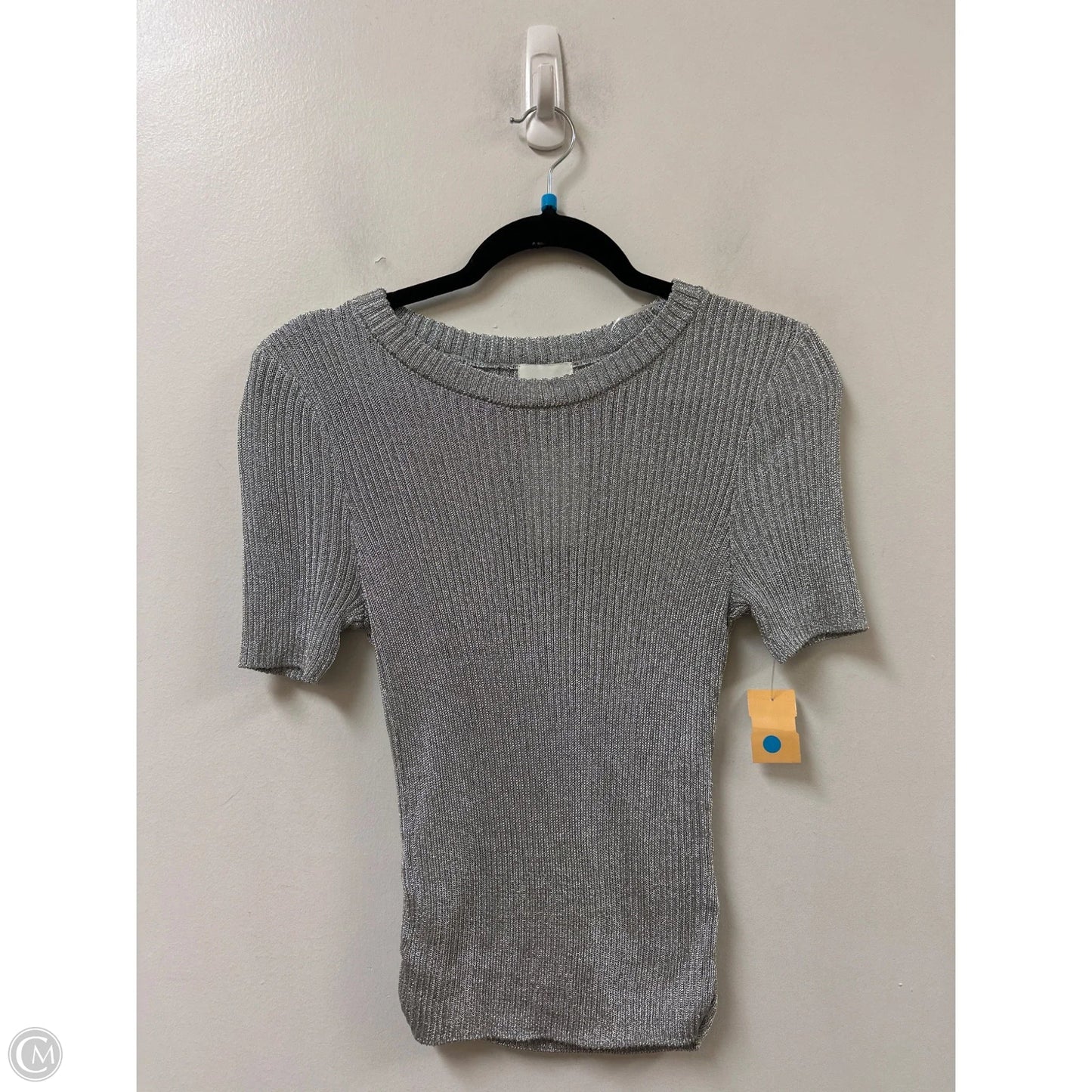 Top Short Sleeve By H&m In Silver, Size: M