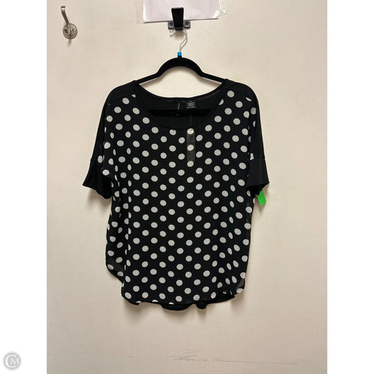 Top Short Sleeve By New Directions In Polkadot Pattern, Size: M
