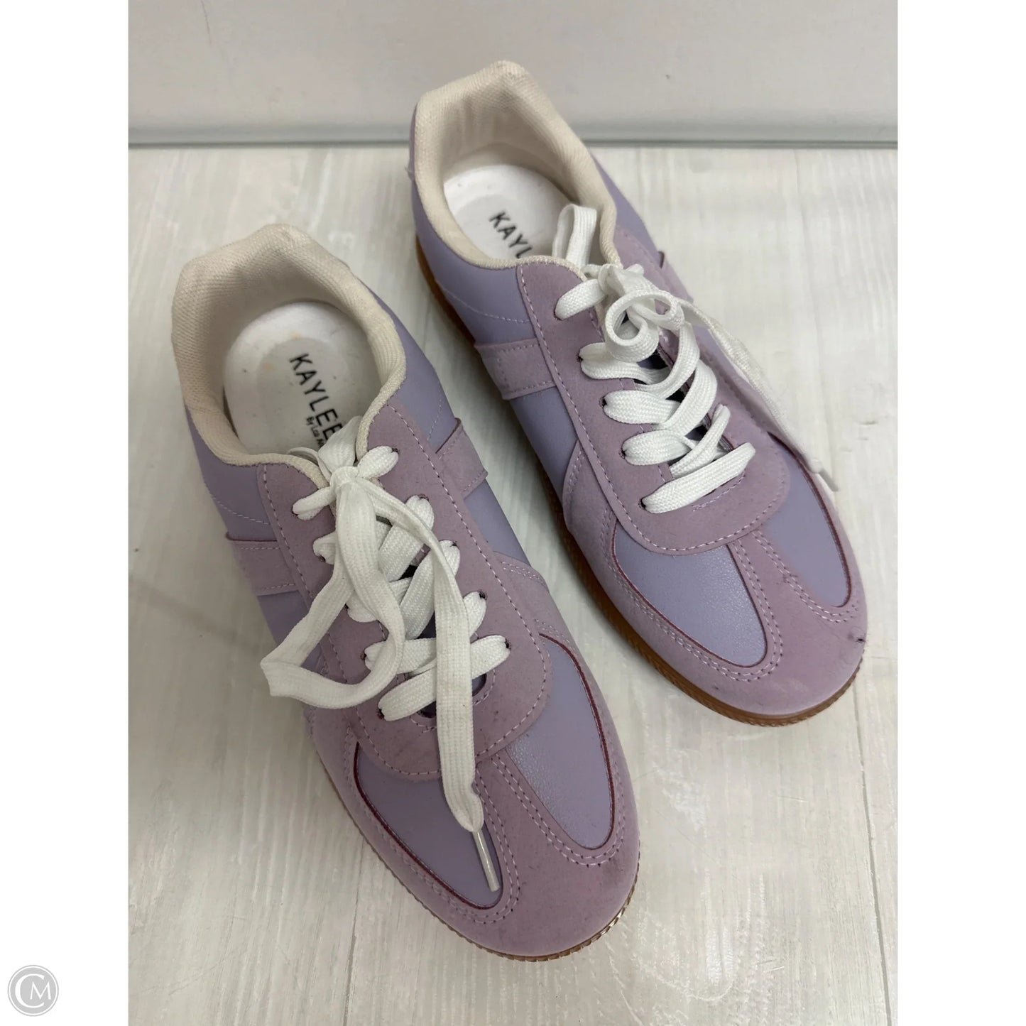 Shoes Sneakers By Clothes Mentor In Purple, Size: 8.5