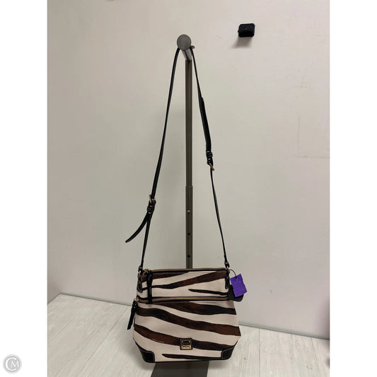 Crossbody Designer By Dooney And Bourke, Size: Medium