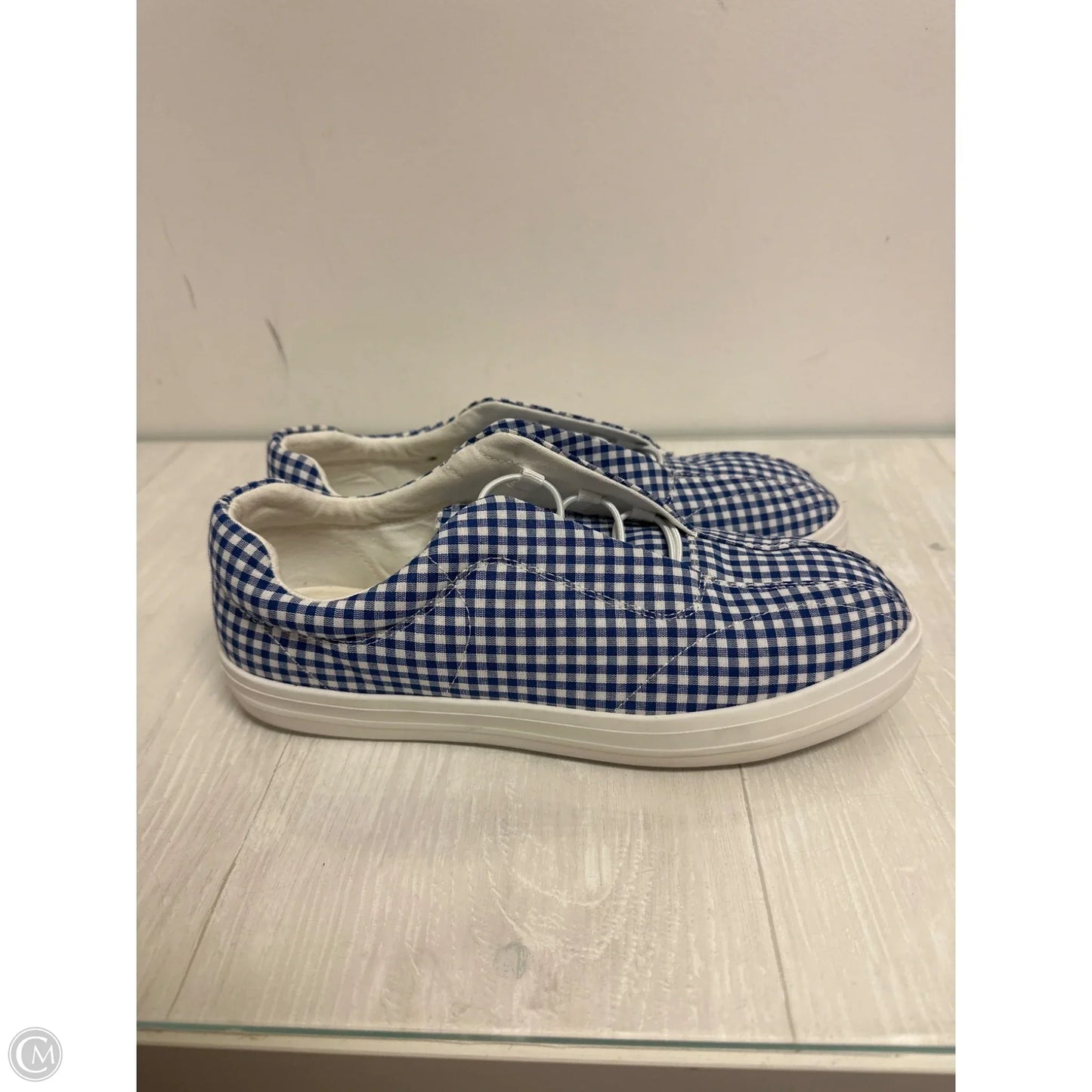Shoes Sneakers By Comfortview In Blue & White, Size: 10