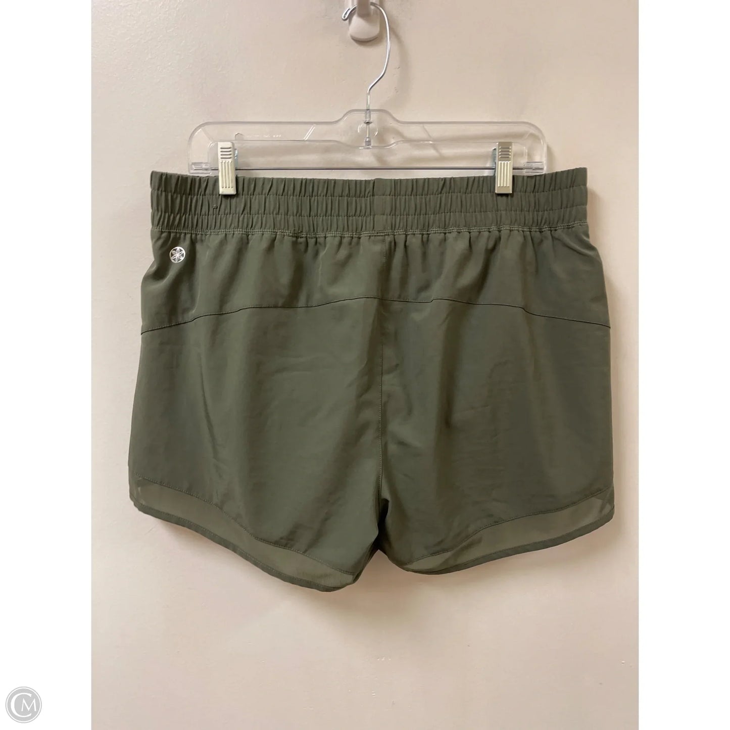 Athletic Shorts By Gaiam In Green, Size: L