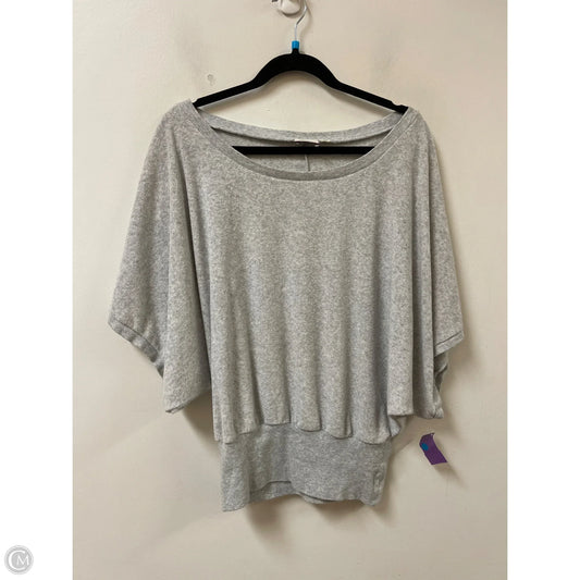 Sweater Short Sleeve By Postmark In Grey, Size: M