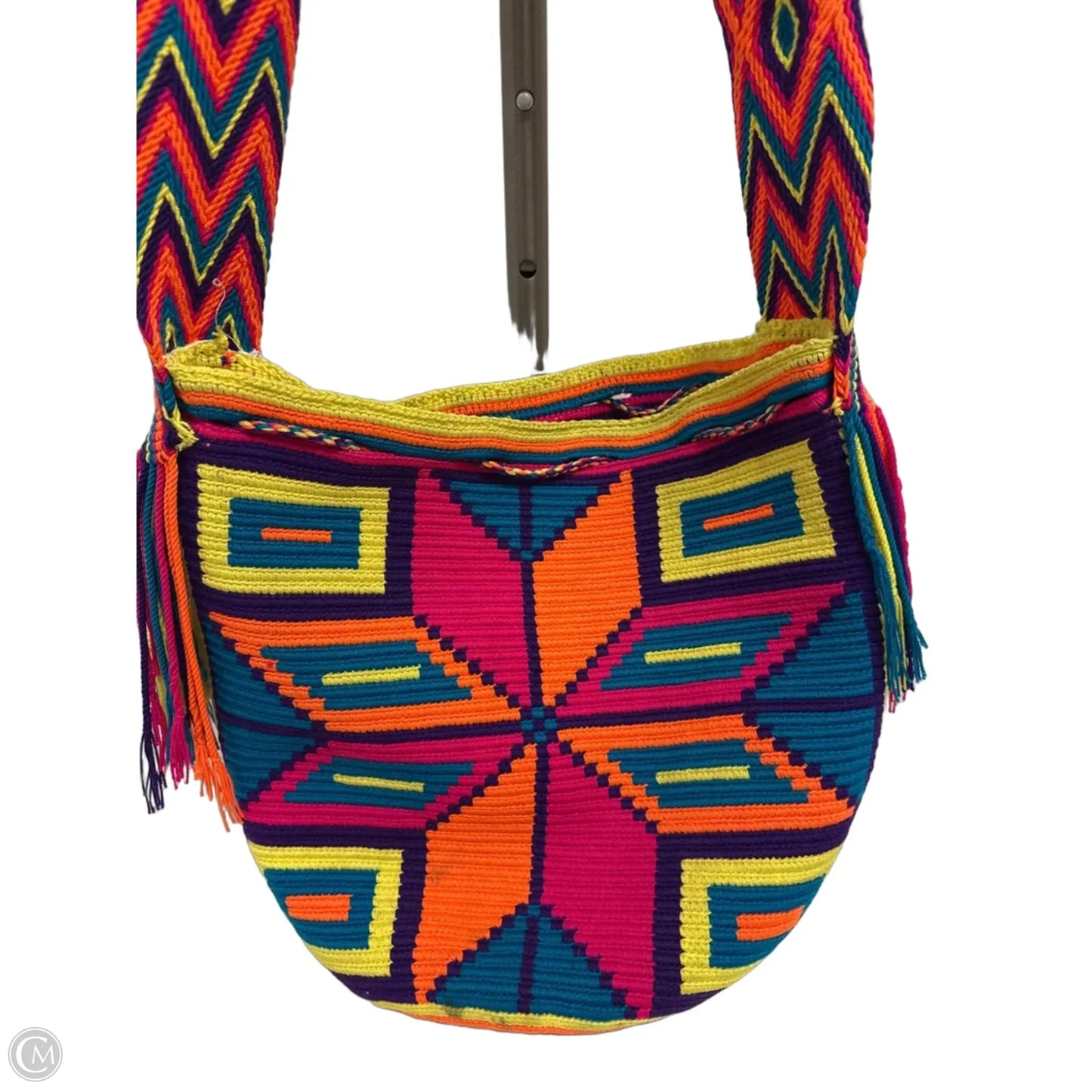 Crossbody By Clothes Mentor, Size: Medium