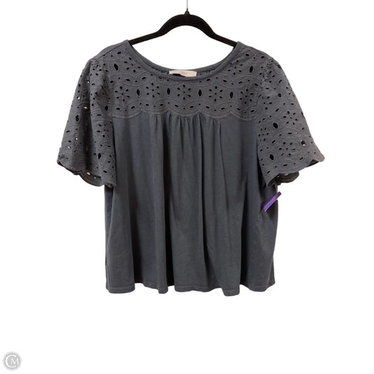 Top Short Sleeve By Loft In Grey, Size: L