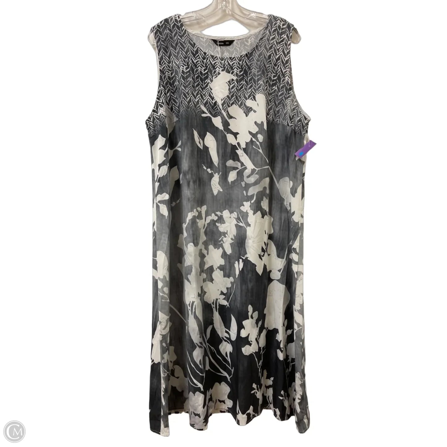 Dress Casual Maxi By Clothes Mentor In Grey & White, Size: 1x