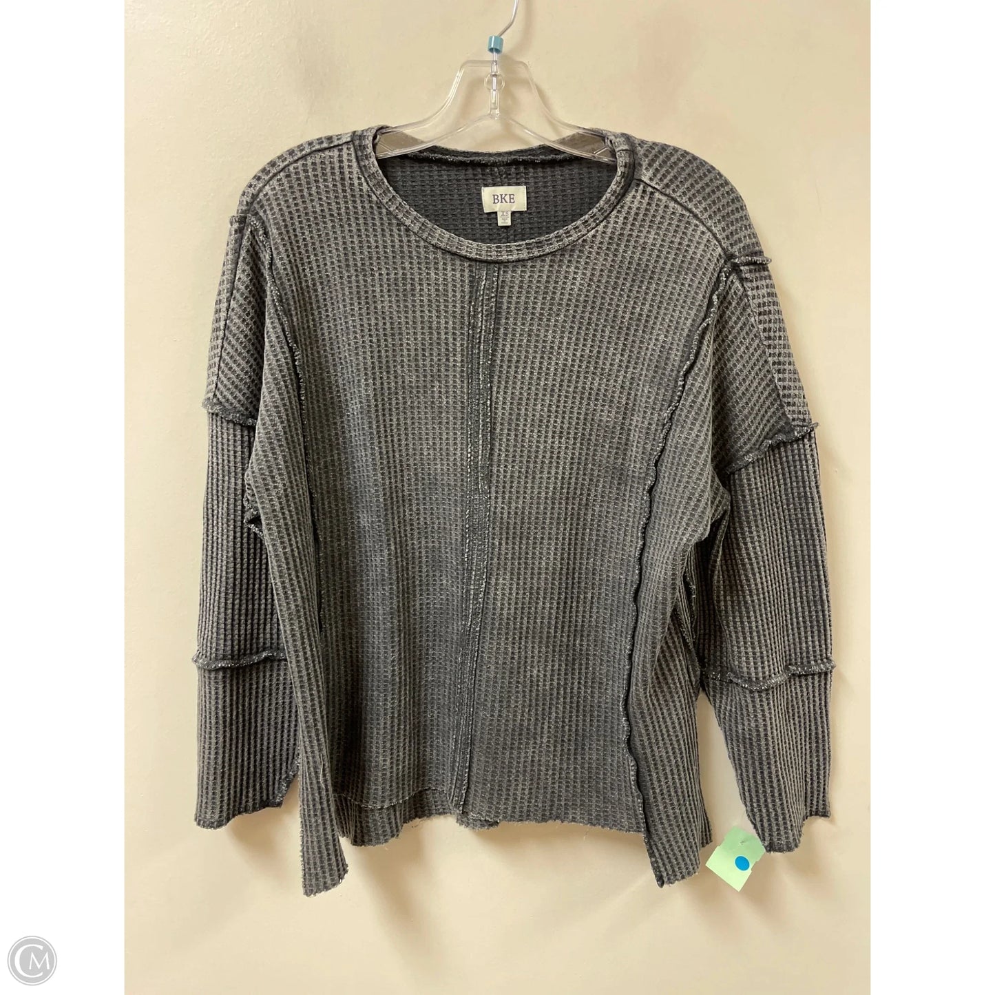 Top Long Sleeve By Bke In Grey, Size: Xs