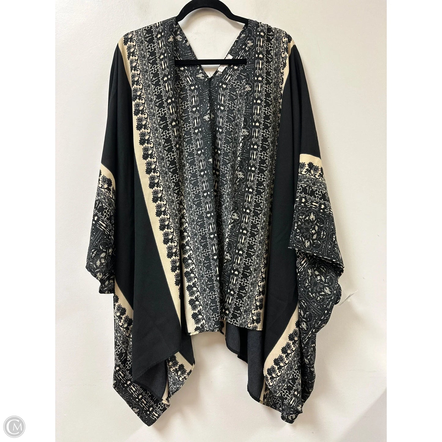 Kimono By Leith In Black & Cream, Size: Osfm