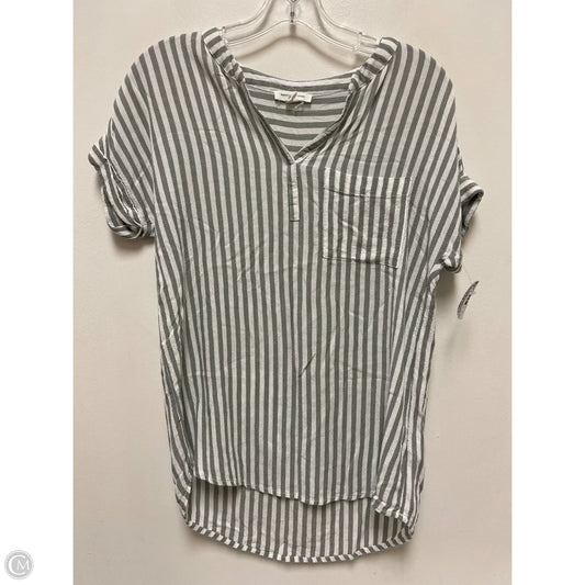 Top Short Sleeve By Beachlunchlounge In Green & White, Size: Xs
