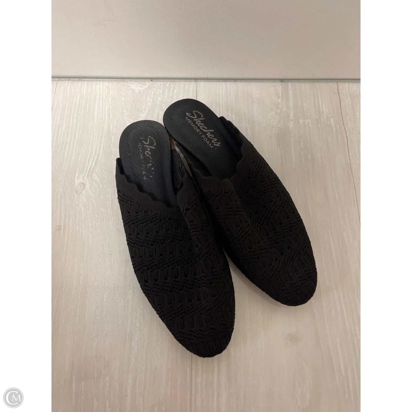 Shoes Flats By Skechers In Black, Size: 6