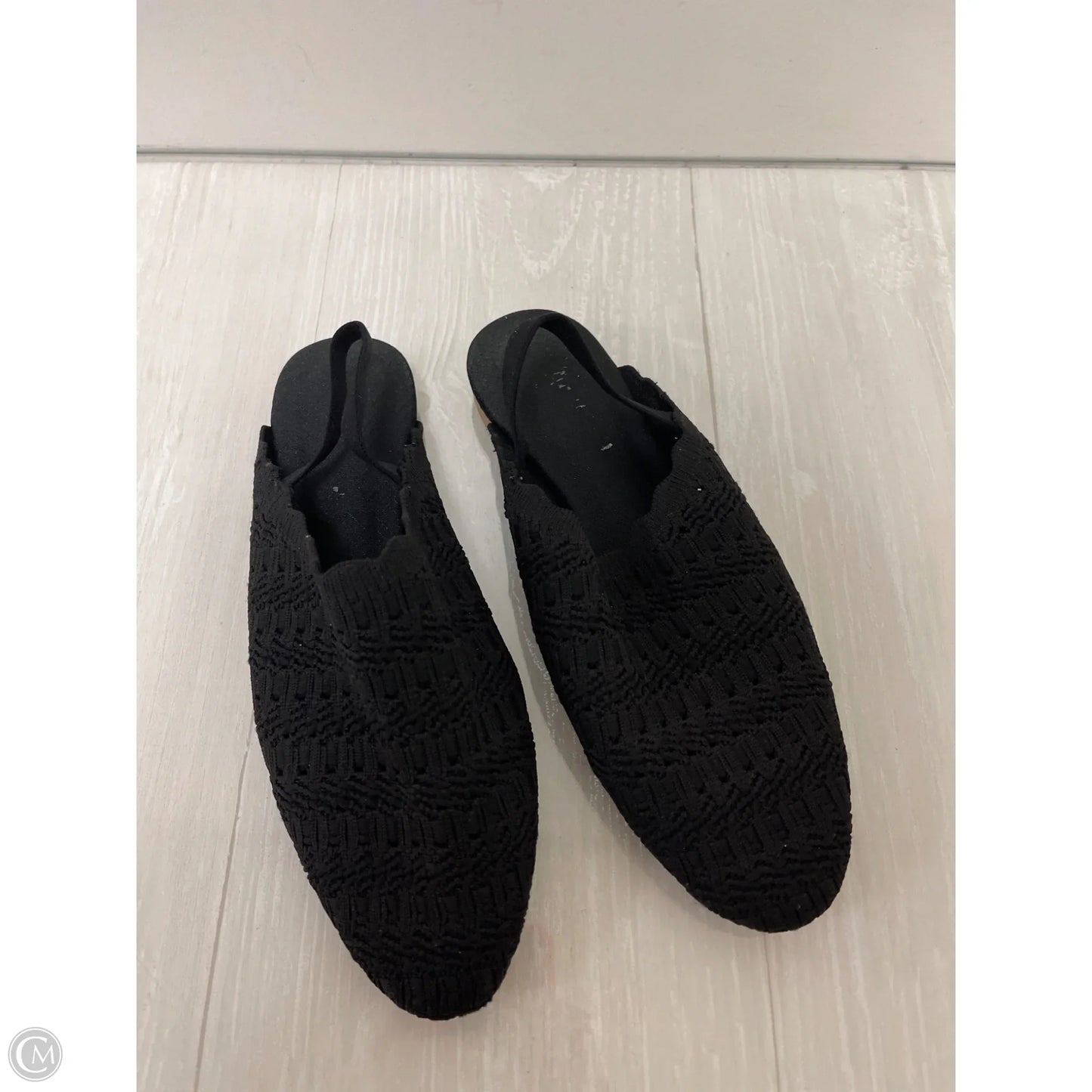 Shoes Flats By Skechers In Black, Size: 6