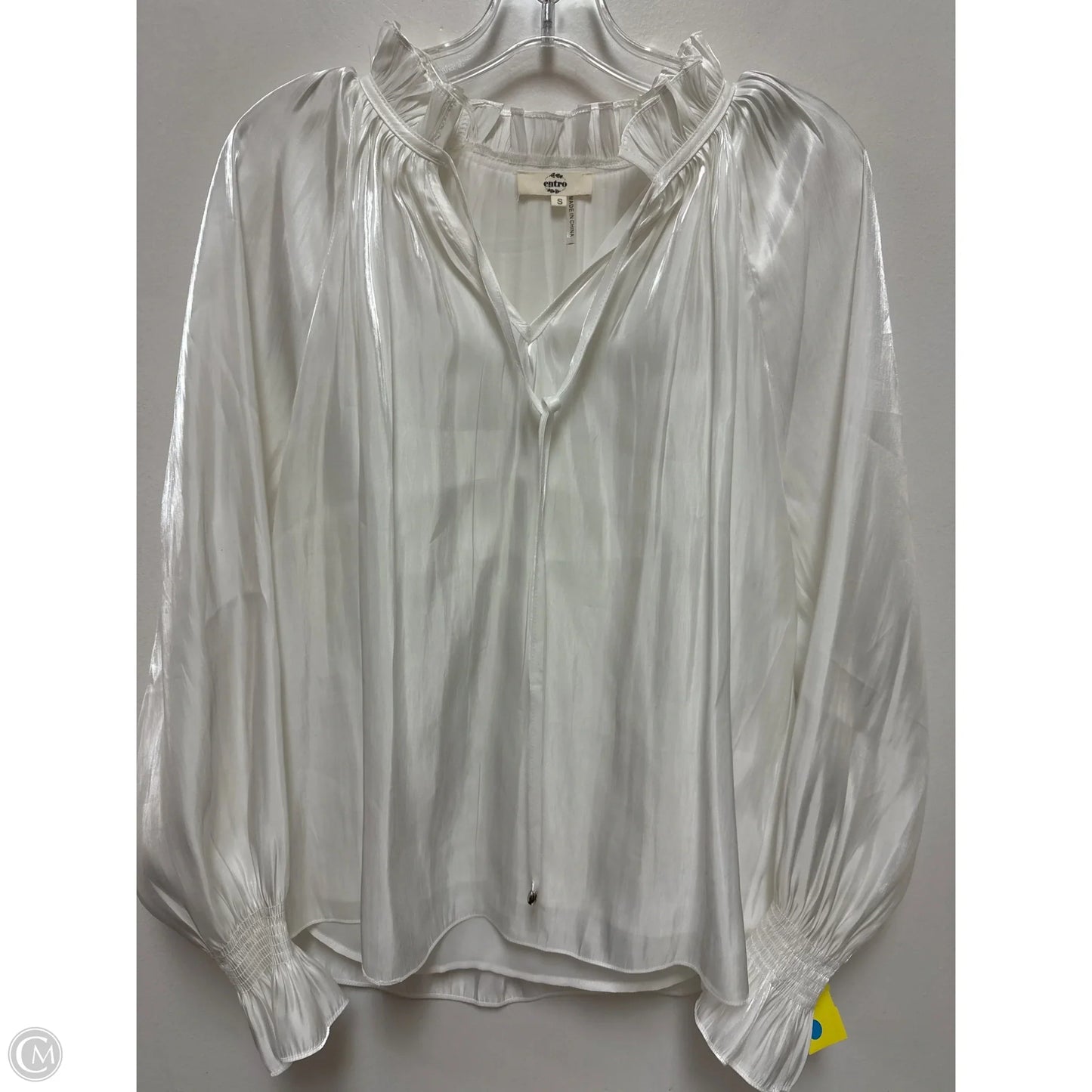 Top Long Sleeve By Entro In White, Size: S