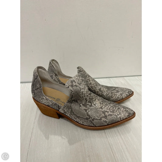 Boots Ankle Flats By Chinese Laundry In Snakeskin Print, Size: 8.5
