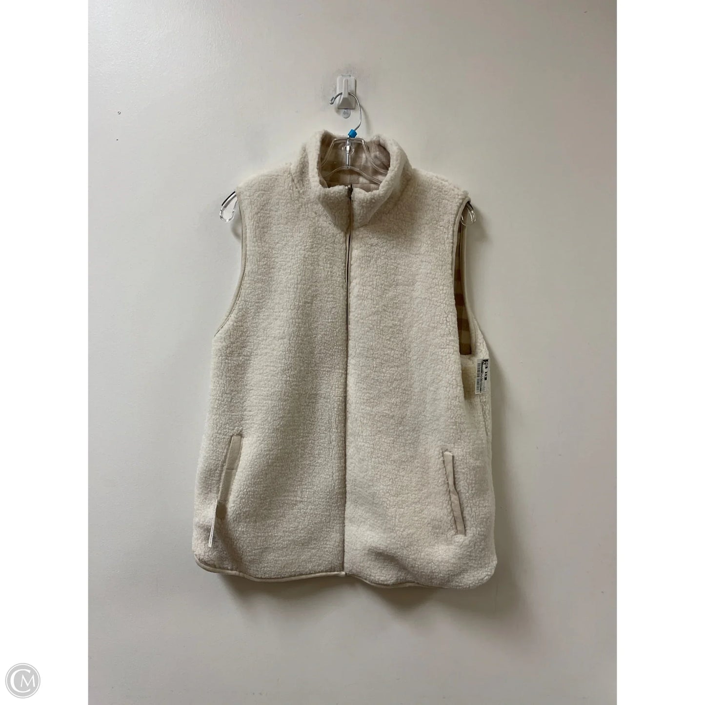Vest Faux Fur & Sherpa By Clothes Mentor In White, Size: M