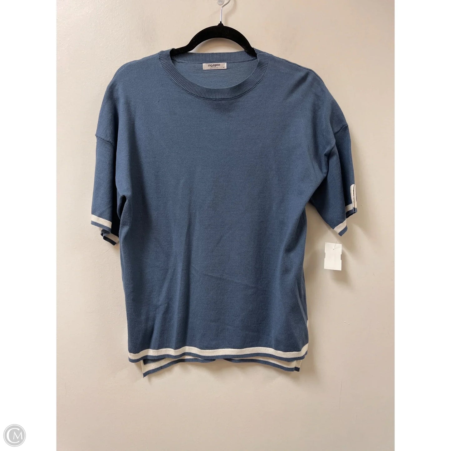 Top Short Sleeve By Zeagoo In Blue & White, Size: M