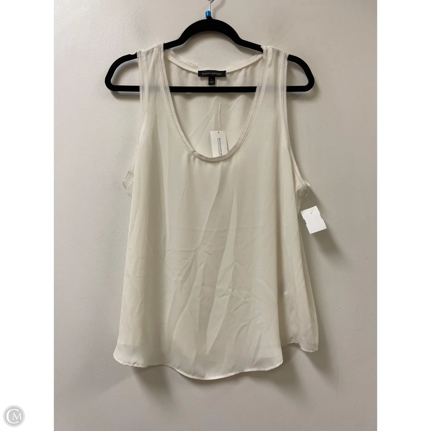 Top Sleeveless By Banana Republic In Cream, Size: L